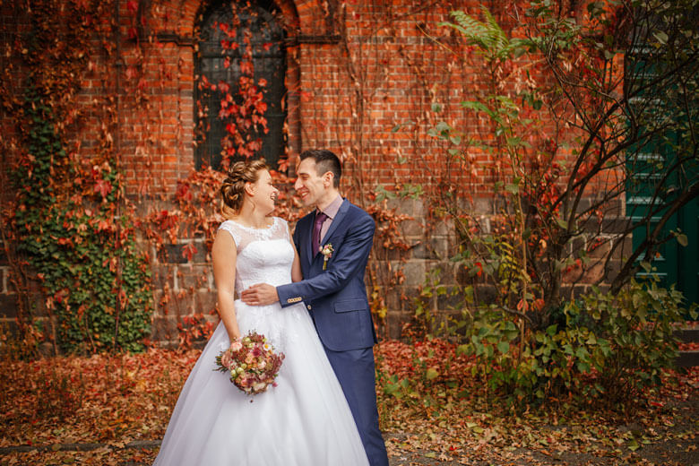 Heiraten im Herbst verliebt