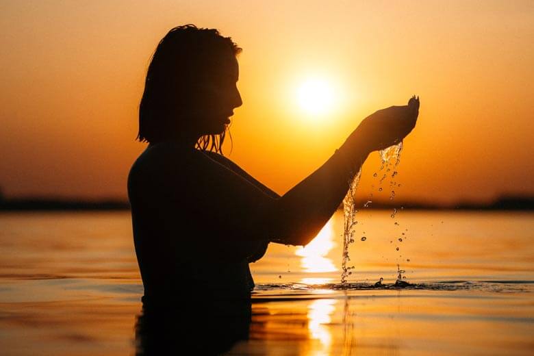 Wassershooting Berlin Köpenick 12 Sinnliches Wassershooting im Sonnenuntergang Berlin – Goldene Stunde am See